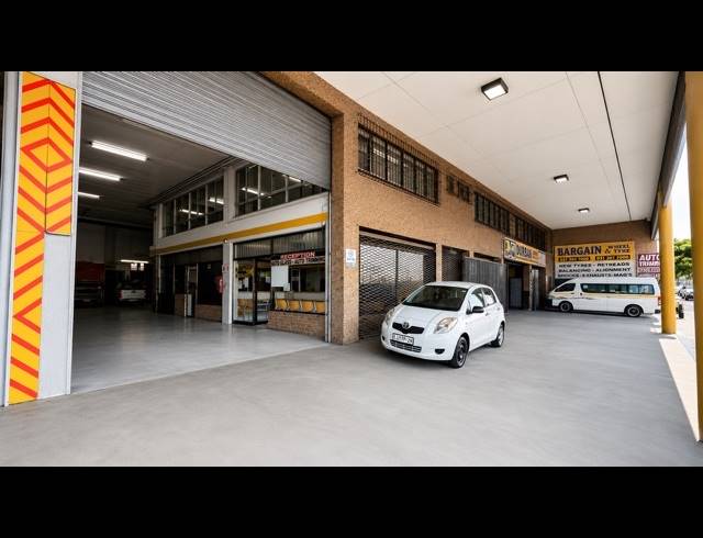 4,500M² BUILDING FOR SALE IN GREYVILLE
